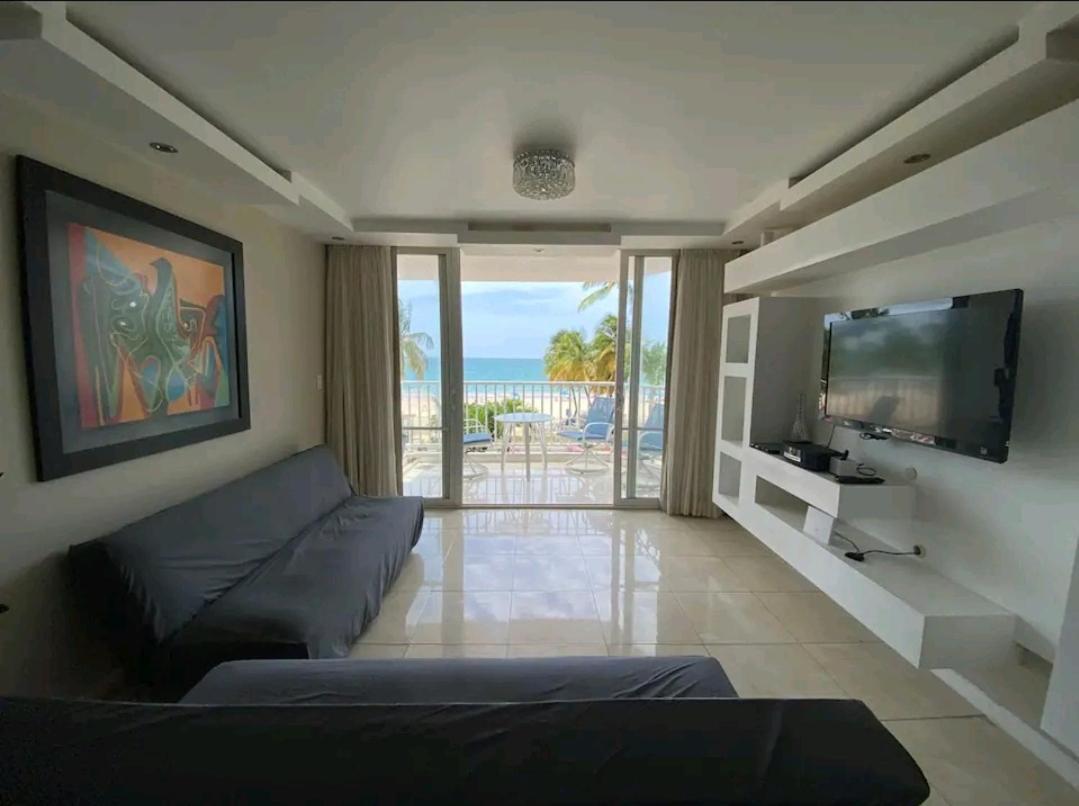 Beach Apartments At Marbella Del Caribe Σαν Χουάν Εξωτερικό φωτογραφία