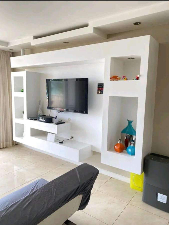 Beach Apartments At Marbella Del Caribe Σαν Χουάν Εξωτερικό φωτογραφία